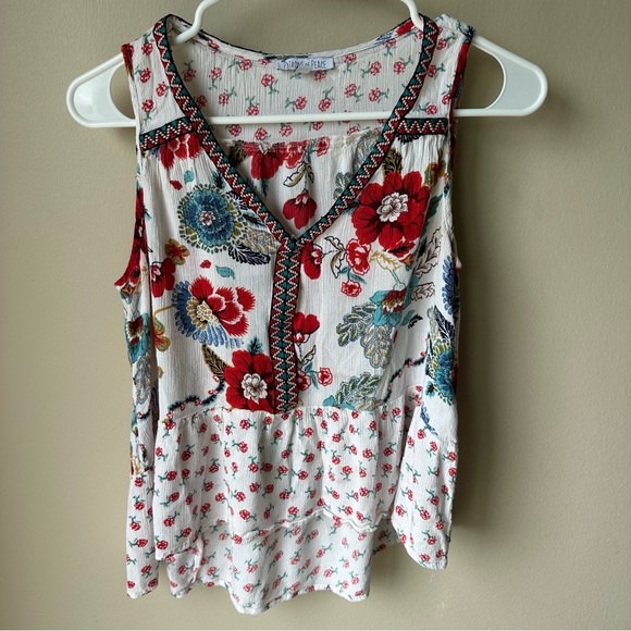 Patrons of Peace V neck floral peplum tank top - Picture 1 of 7